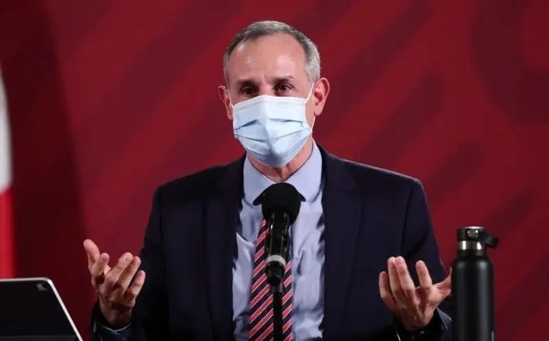 López-Gatell da positivo a Covid-19, muestra síntomas leves