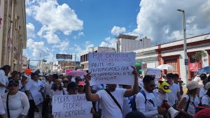 Marchan en Tepic contra de fideicomisos
