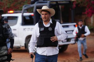 Detienen a siete escoltas implicados en la ejecución del alcalde Carlos Manzo en Michoacán