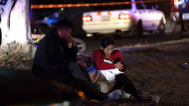 sin vida menor de edad en accidente en la colosio; otro resulta lesionado