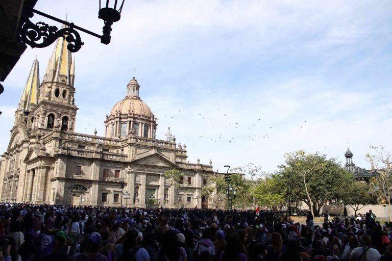 marcha feminista 8m guadalajara