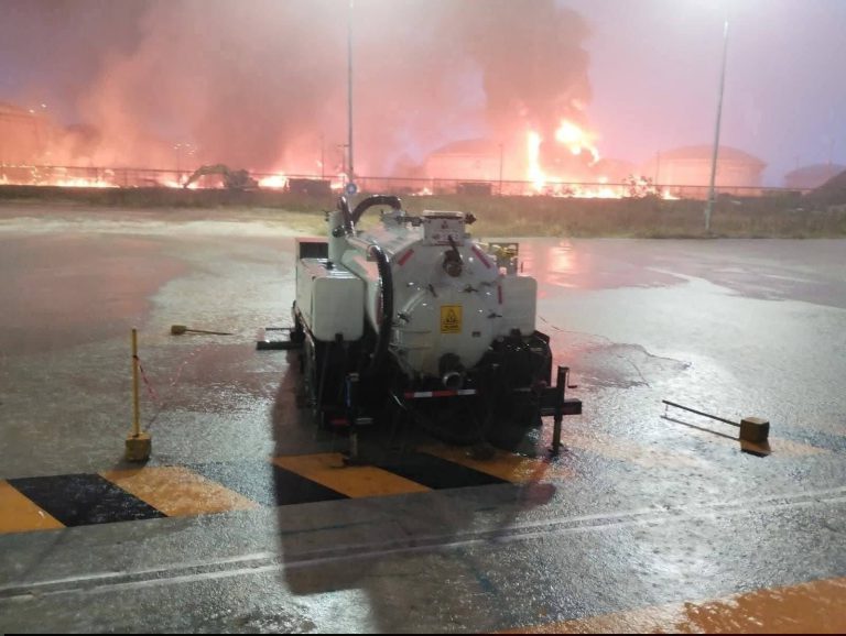 Incendio de PEMEX en Dos Bocas